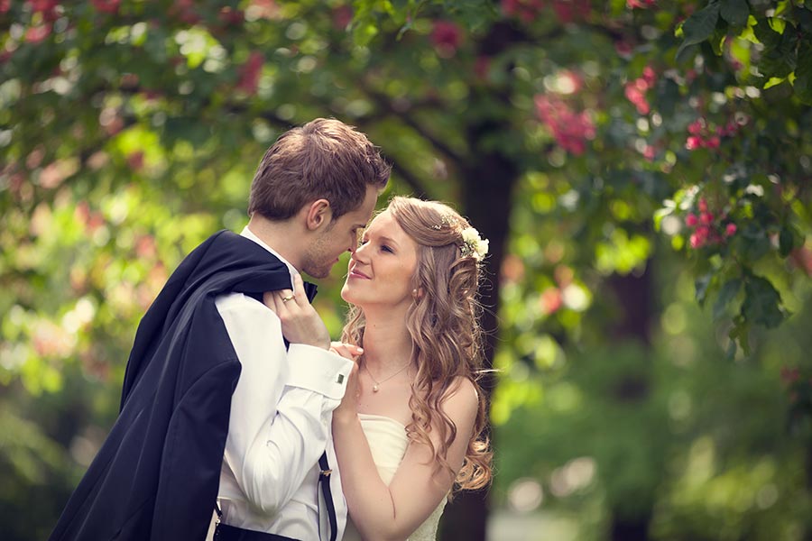 Hochzeitsfotograf Herrenberg, im Park des Erholungsheims in Gültstein