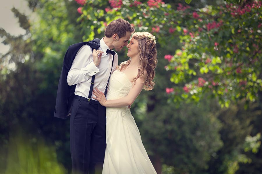 Hochzeitsfotograf Herrenberg, im Park des Erholungsheims in Gültstein